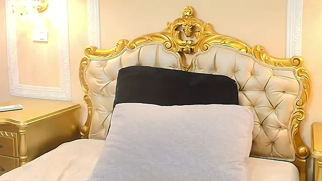 HallieStone online show from 21, 3, 2026