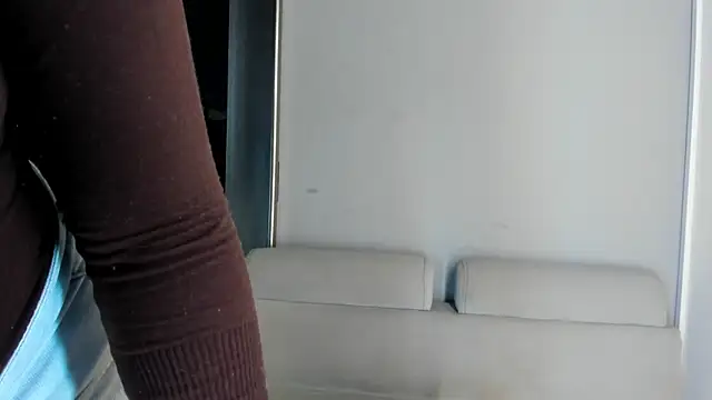 Snapshot of MelissaGill_ chatting on 24, 7, 2026 MelissaGill online show from 24, 7, 2026