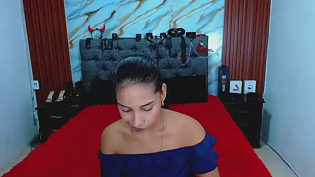 Meryandcris online show from 14, 4, 2026