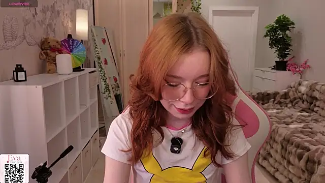 Snapshot of eva_aria chatting on 29, 6, 2026 eva aria online show from 29, 6, 2026