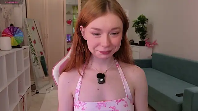 Snapshot of eva_aria chatting on 9, 7, 2026 eva aria online show from 9, 7, 2026