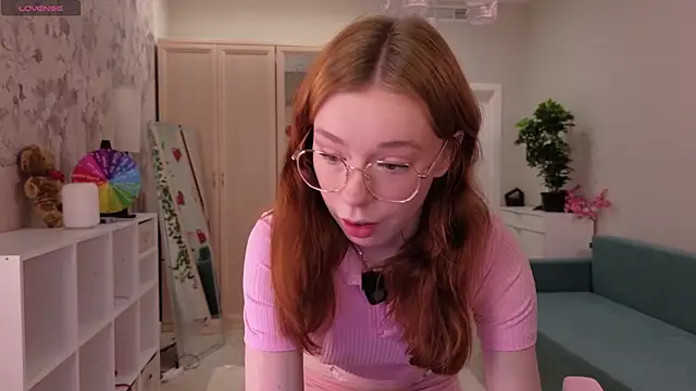 Snapshot of eva_aria chatting on 10, 7, 2026 eva aria online show from 10, 7, 2026