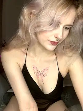 MilaElin online show from 30, 11, 2025