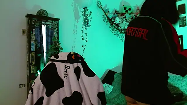 Layla quinn online show from 16, 1, 2026