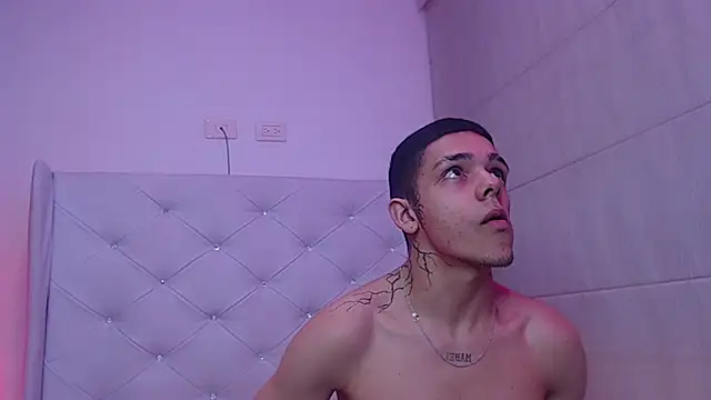 Noah and kim69 online show from 1, 12, 2025