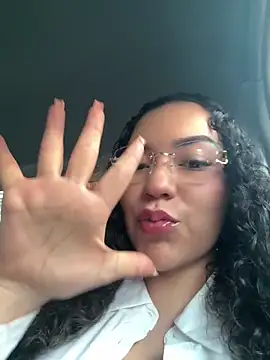 VictoriaaRose online show from 29, 4, 2026