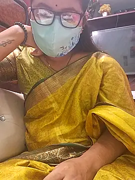 Snapshot of Lovely_Vilika chatting on 29, 11, 2025 Lovely Vilika online show from 29, 11, 2025