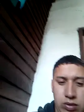 Snapshot of Alvarezz0202 chatting on 23, 6, 2026 Alvarezz0202 online show from 23, 6, 2026