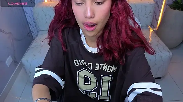 Saphire Tx online show from 22, 12, 2025