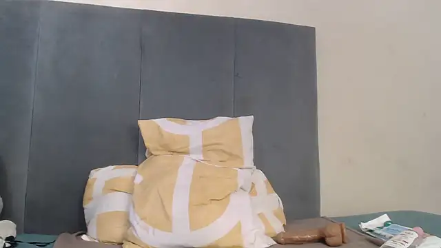 Chocolatebae86 online show from 4, 2, 2026