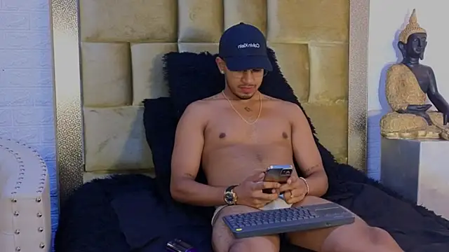 Brand Collins online show from 5, 12, 2025