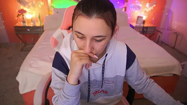 RoxieRay online show from 2, 3, 2026