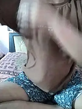Snapshot of RASHMI_SHARMA9 chatting on 26, 6, 2026 RASHMI SHARMA9 online show from 26, 6, 2026