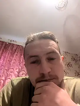 Snapshot of TattooHas chatting on 28, 11, 2025 TattooHas online show from 28, 11, 2025