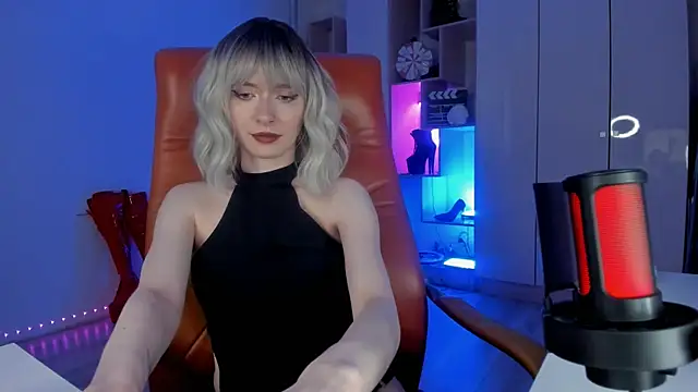 Snapshot of Mistress_Iris chatting on 23, 6, 2026 Mistress Iris online show from 23, 6, 2026