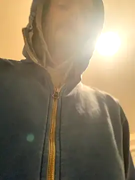 Snapshot of showaginge chatting on 29, 11, 2025 showaginge online show from 29, 11, 2025