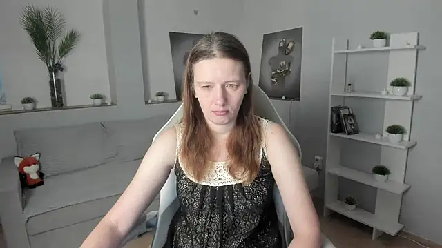 KathrineMeyer online show from 3, 12, 2025