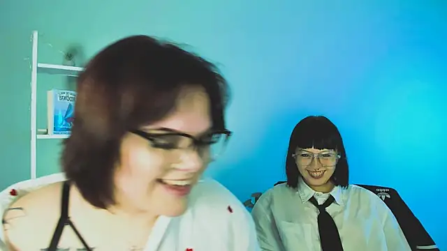 mira cool  online show from 2, 12, 2025