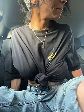 Snapshot of Soniaxxx31 chatting on 10, 4, 2026 Soniaxxx31 online show from 10, 4, 2026