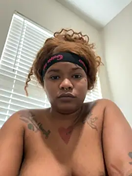 Snapshot of yourfavvebonyy chatting on 26, 11, 2025 yourfavvebonyy online show from 26, 11, 2025