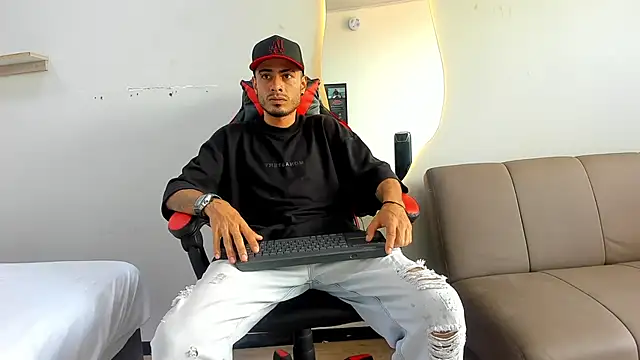 MatthewCullen online show from 21, 12, 2025