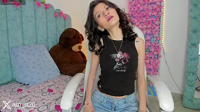 Snapshot of Ash_20_ chatting on 25, 4, 2026 Ash 20 online show from 25, 4, 2026
