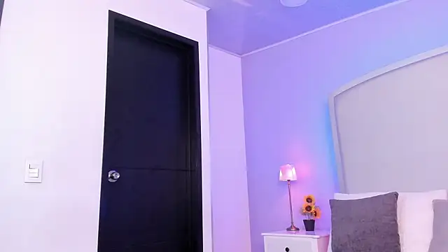 salome moon  online show from 22, 12, 2025