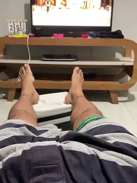 Snapshot of CARIIOCA_20cm chatting on 26, 11, 2025 CARIIOCA 20cm online show from 26, 11, 2025