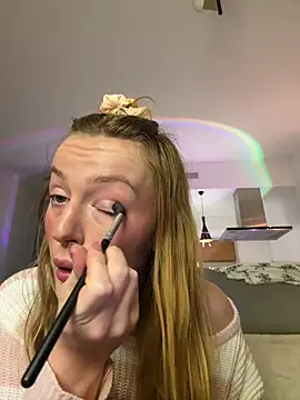 madlynginger online show from 15, 1, 2026