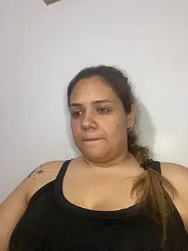 Snapshot of LoreinnFox chatting on 17, 4, 2026 LoreinnFox online show from 17, 4, 2026