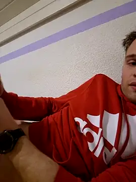 Patrick862001 online show from 19, 12, 2025