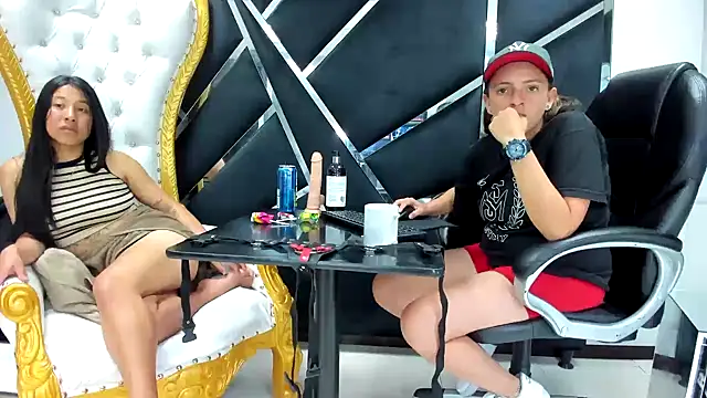 Alyssa Noah online show from 19, 12, 2025