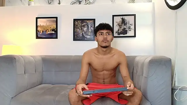 COUPLES BOYS online show from 26, 2, 2026