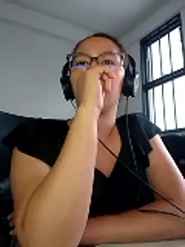  AmyAdams  online show from 10, 1, 2026