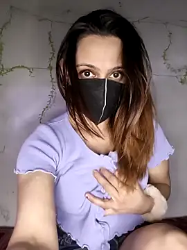 HONEY BEBS online show from 8, 2, 2026