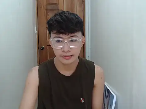 asiantwink0000 online show from 19, 12, 2025