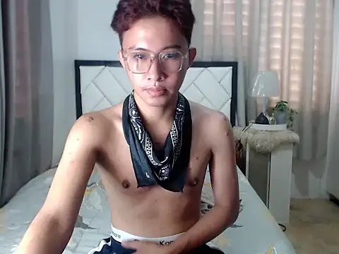 asiantwink0000 online show from 13, 2, 2026