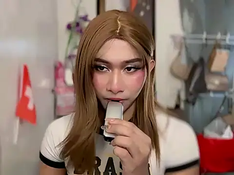 Snapshot of asiantwink0000 chatting on 25, 6, 2026 asiantwink0000 online show from 25, 6, 2026