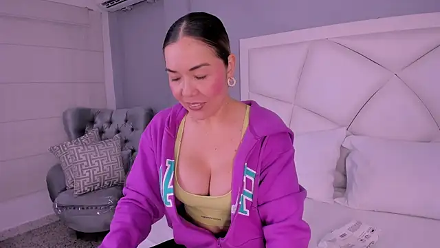 Snapshot of AnnaJaimes chatting on 16, 2, 2026 AnnaJaimes online show from 16, 2, 2026