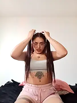 Violett  Rose online show from 15, 1, 2026