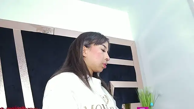 Snapshot of Kassandra_xxx chatting on 6, 6, 2026 Kassandra xxx online show from 6, 6, 2026