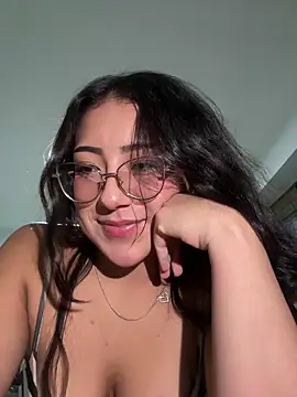 Snapshot of Dafne_se chatting on 18, 5, 2026 Dafne se online show from 18, 5, 2026