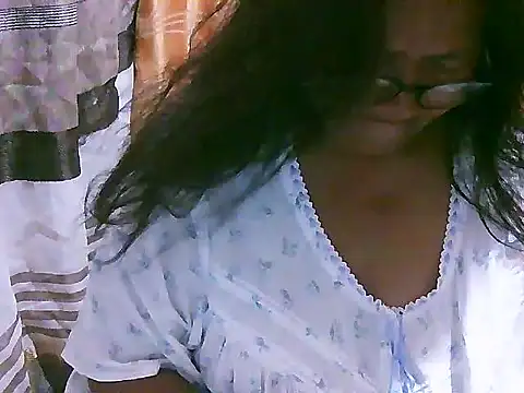 Snapshot of fireflower70 chatting on 1, 2, 2026 fireflower70 online show from 1, 2, 2026