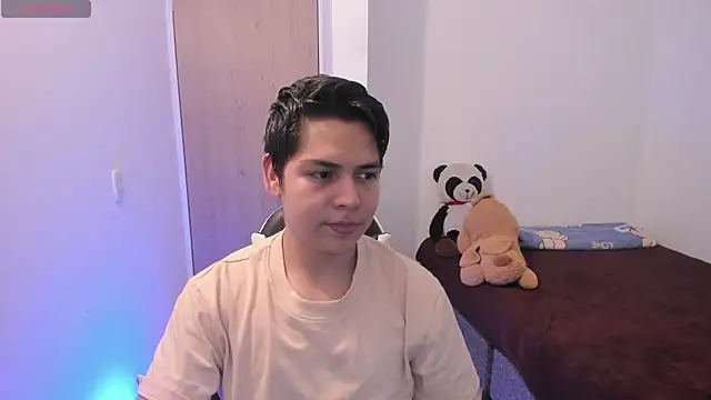 Snapshot of Asta_YunoXXX chatting on 7, 4, 2026 Asta YunoXXX online show from 7, 4, 2026