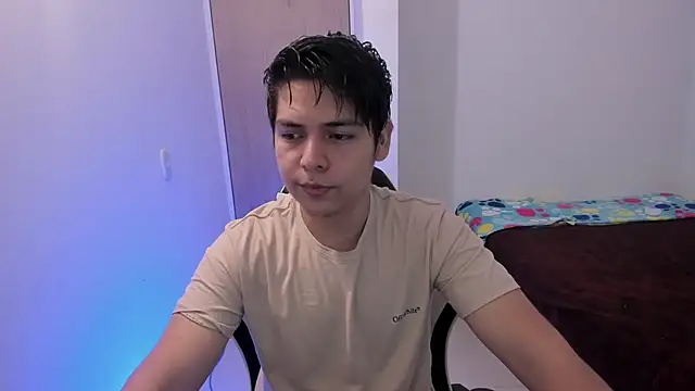 Snapshot of Asta_YunoXXX chatting on 16, 4, 2026 Asta YunoXXX online show from 16, 4, 2026