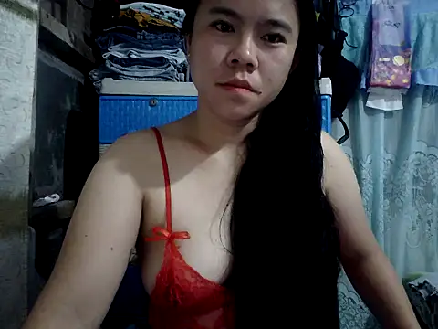 xxdreamgirl69 online show from 13, 4, 2026