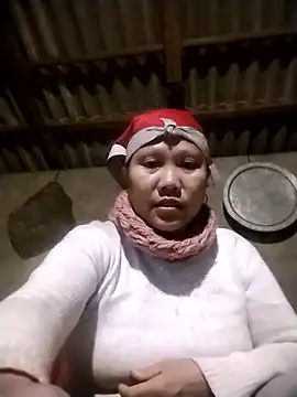 Snapshot of LeoPet2x chatting on 5, 2, 2026 LeoPet2x online show from 5, 2, 2026