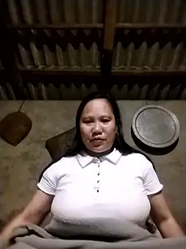 Snapshot of LeoPet2x chatting on 18, 2, 2026 LeoPet2x online show from 18, 2, 2026