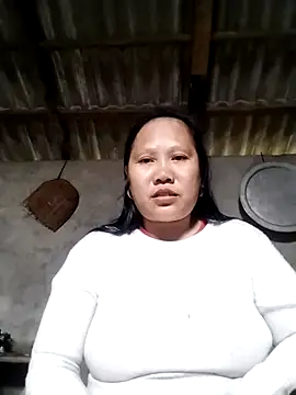 Snapshot of LeoPet2x chatting on 27, 2, 2026 LeoPet2x online show from 27, 2, 2026