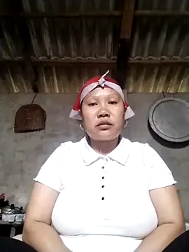 Snapshot of LeoPet2x chatting on 8, 3, 2026 LeoPet2x online show from 8, 3, 2026